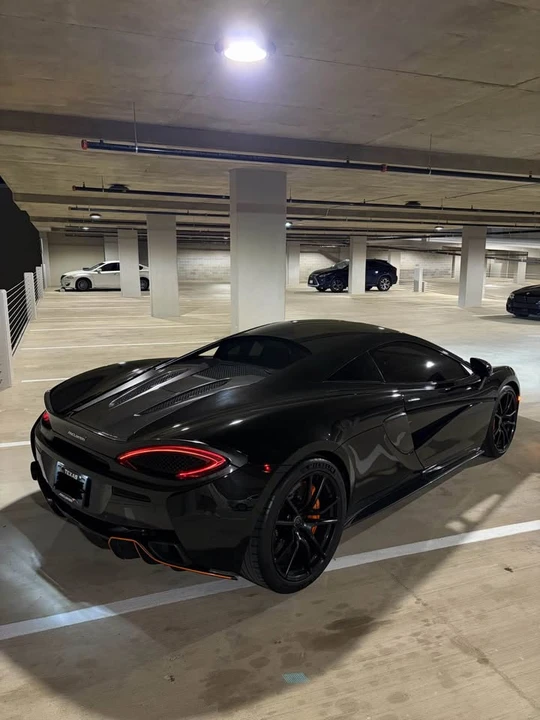 2016 McLaren 570S - Image 7 of 10