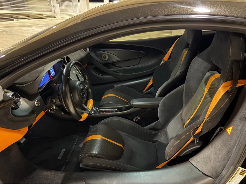 2016 McLaren 570S - Image 8 of 10