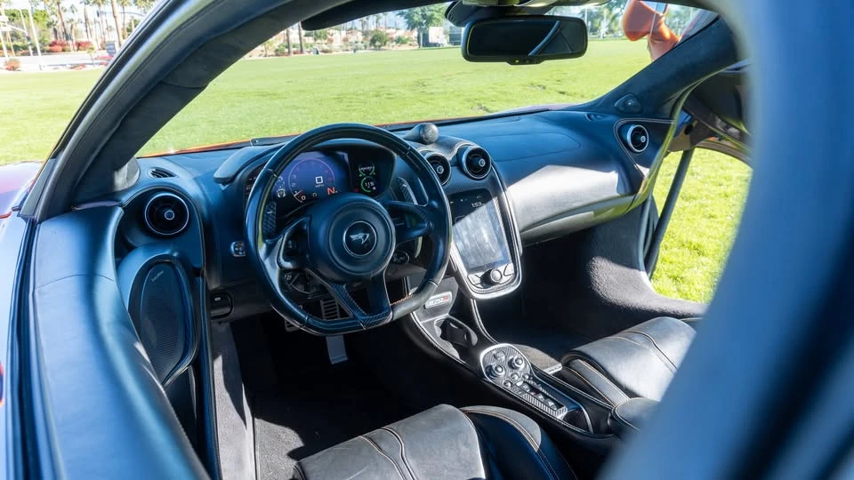 2016 McLaren 570S - Image 18 of 19