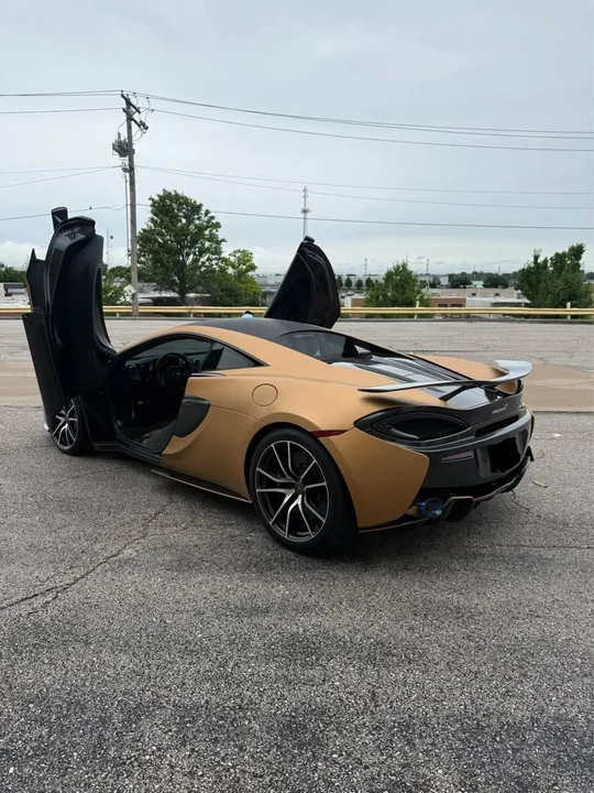 2016 McLaren 570S - Image 5 of 17