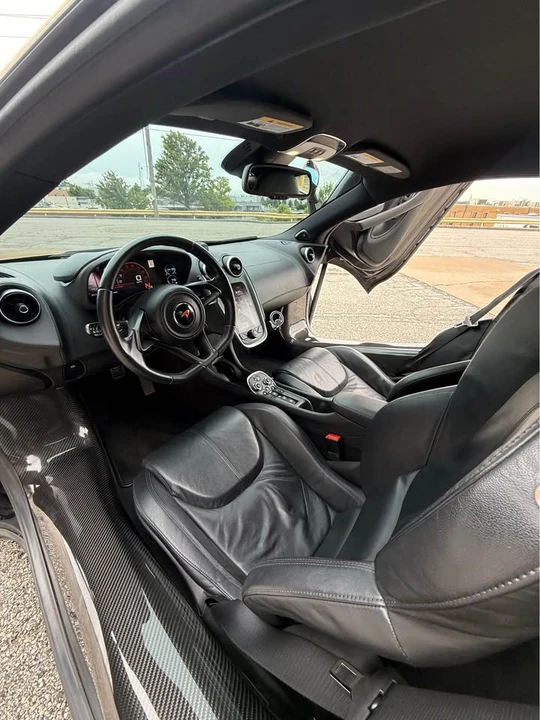 2016 McLaren 570S - Image 15 of 17