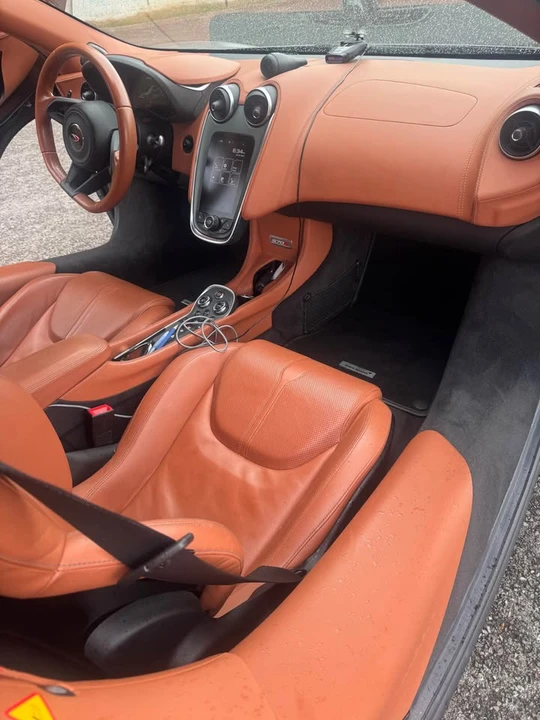 2016 McLaren 570S - Image 7 of 18