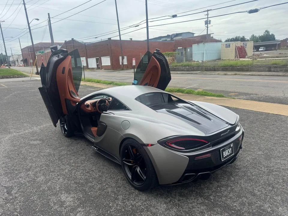 2016 McLaren 570S - Image 16 of 18