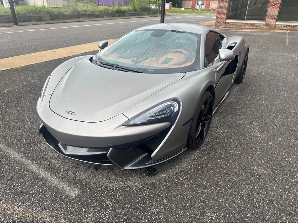 2016 McLaren 570S - Image 4 of 18