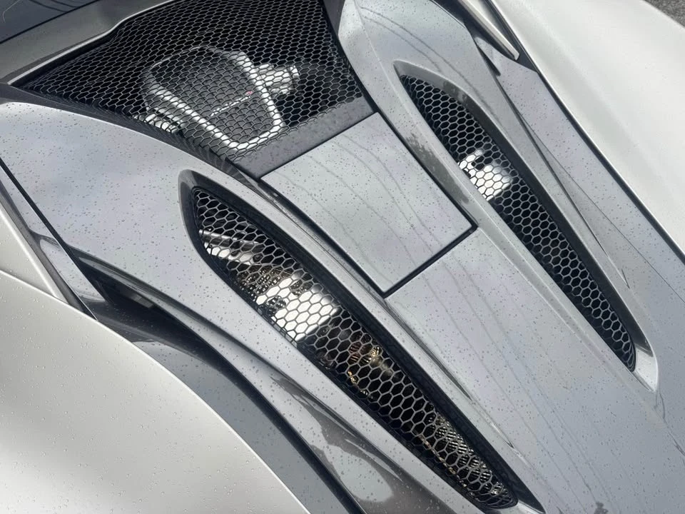 2016 McLaren 570S - Image 15 of 18