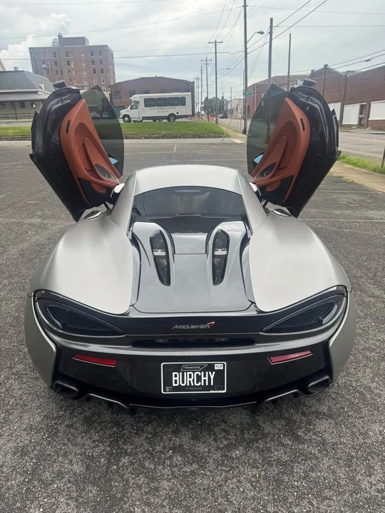 2016 McLaren 570S - Image 13 of 18
