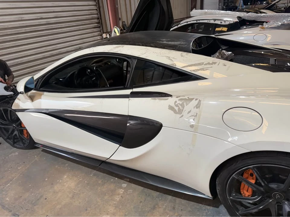 2016 McLaren 570S - Image 6 of 7