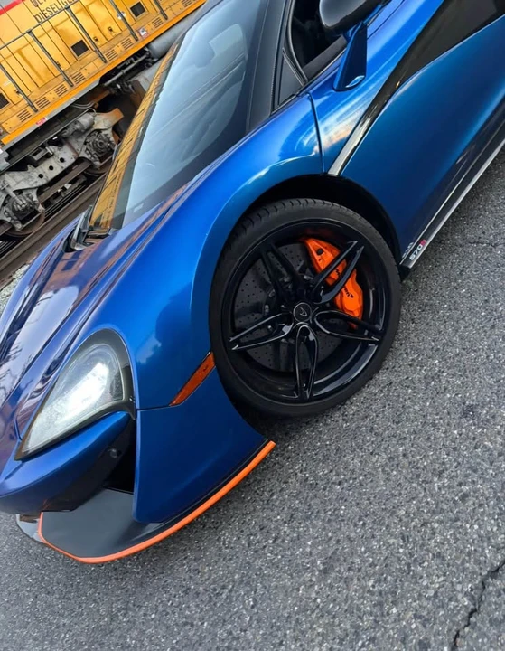 2016 McLaren 570S - Image 4 of 12