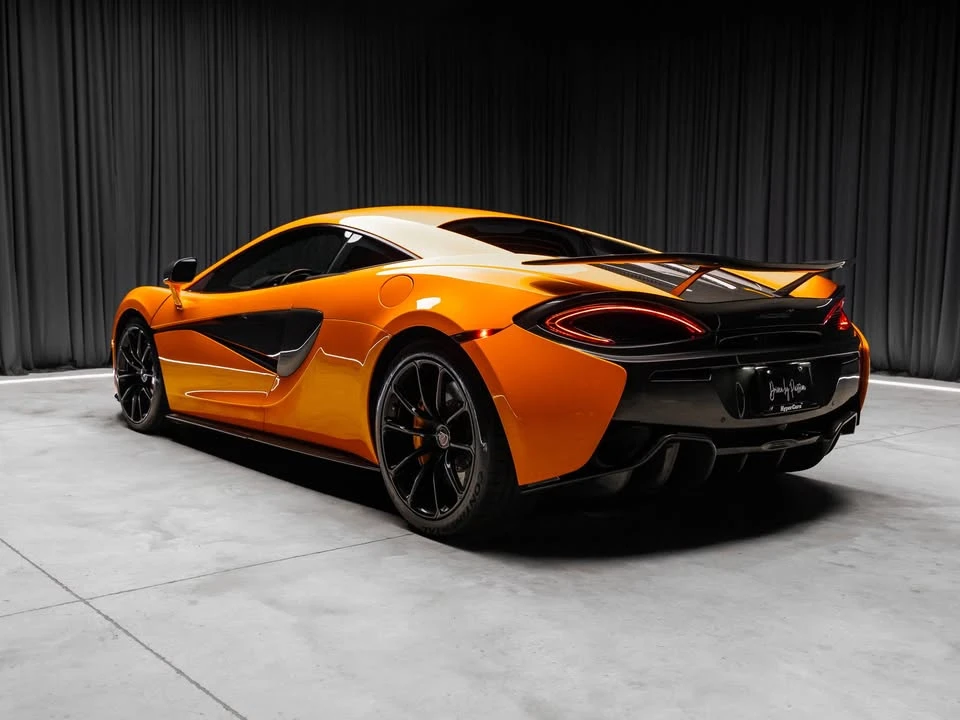 2016 McLaren 570S - Image 5 of 17