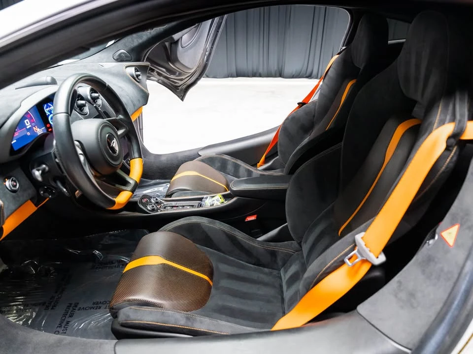 2016 McLaren 570S - Image 4 of 19