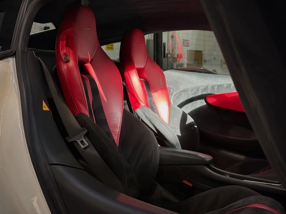 2016 McLaren 570S - Image 14 of 18