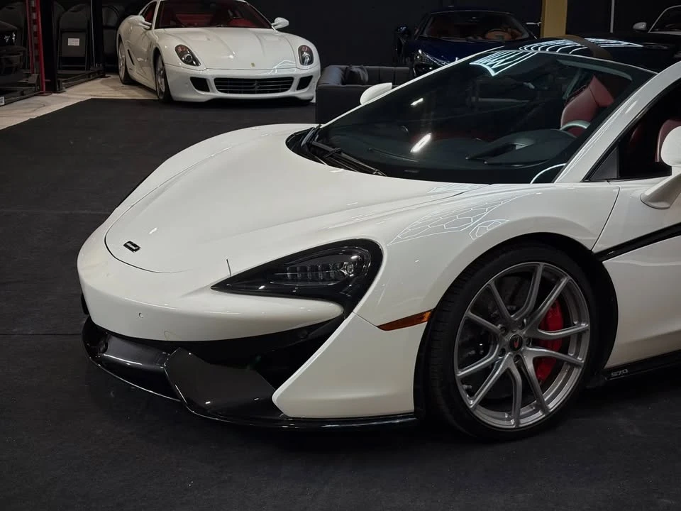 2016 McLaren 570S - Image 2 of 18