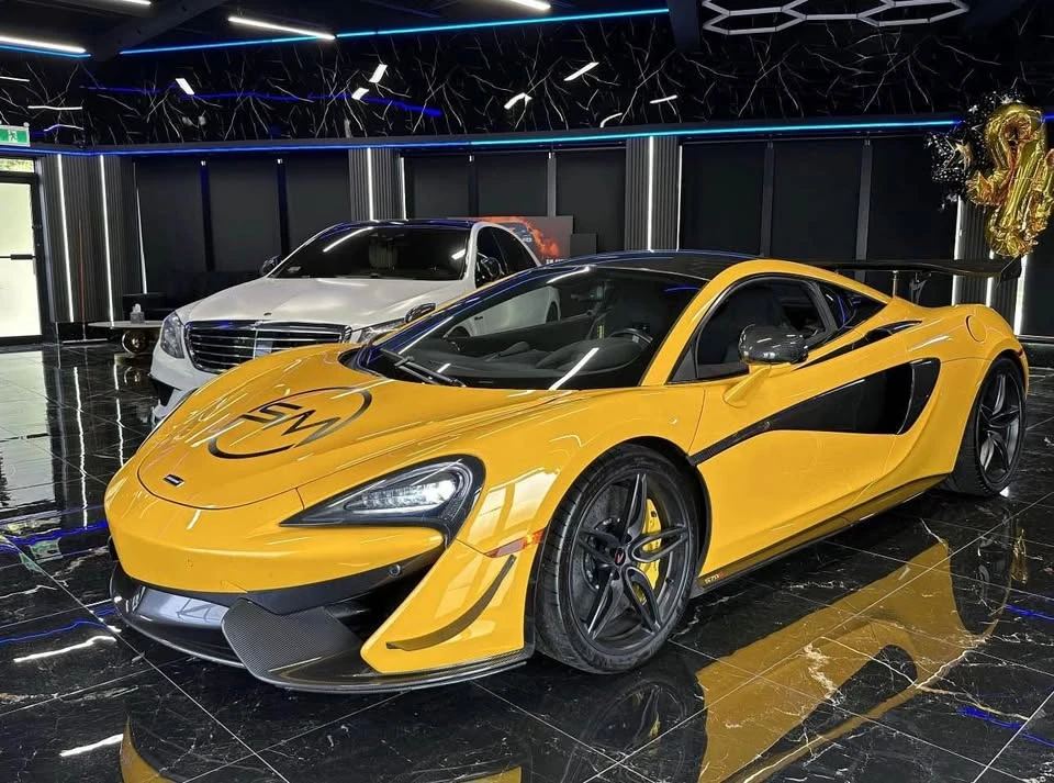 2016 McLaren 570S - Image 2 of 15