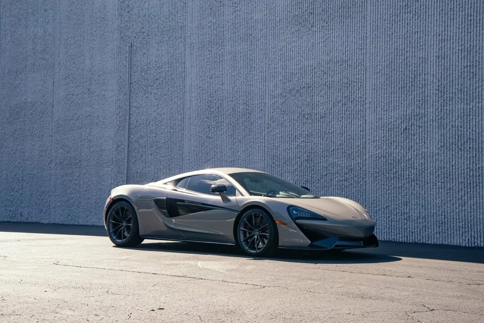 2016 McLaren 570S - Image 3 of 16