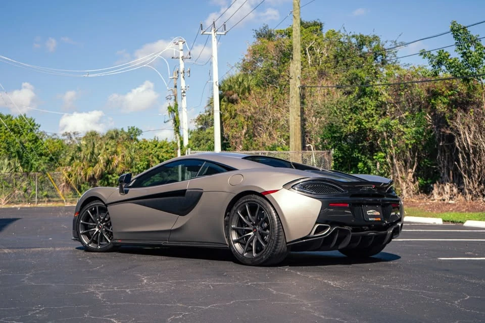 2016 McLaren 570S - Image 10 of 16