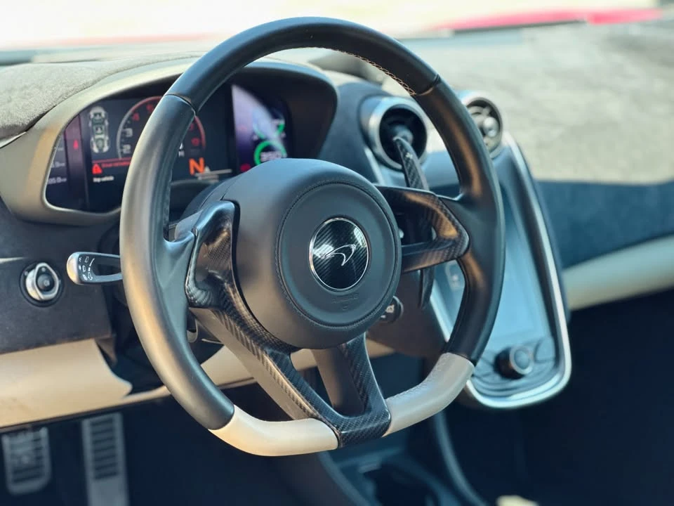 2016 McLaren 570S - Image 14 of 20