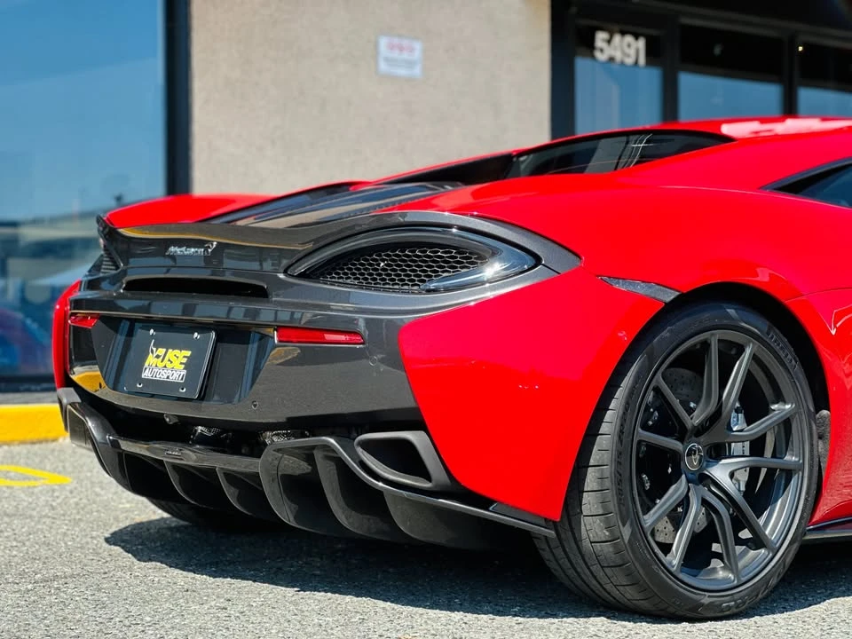 2016 McLaren 570S - Image 11 of 20