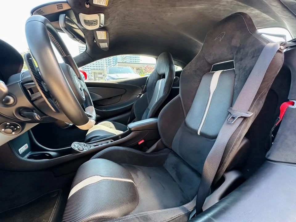 2016 McLaren 570S - Image 13 of 20
