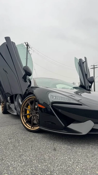 2016 McLaren 570GT - Image 2 of 10