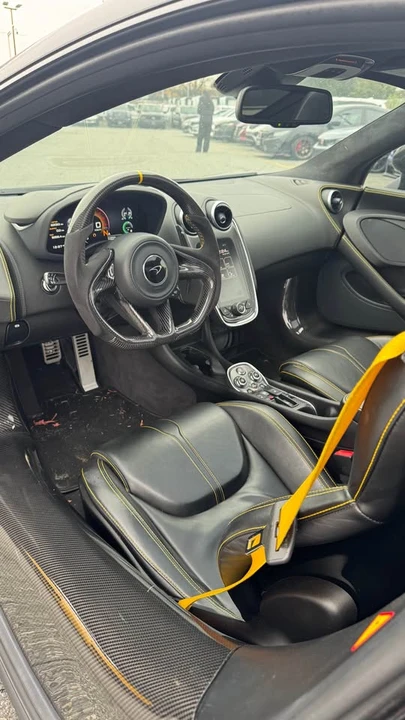 2016 McLaren 570GT - Image 4 of 10