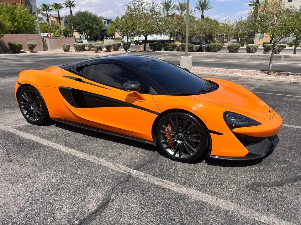 2016 McLaren 570S - Image 8 of 20