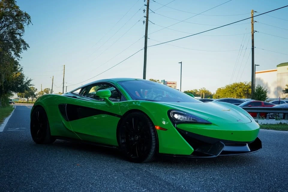 2016 McLaren 570S - Image 8 of 16