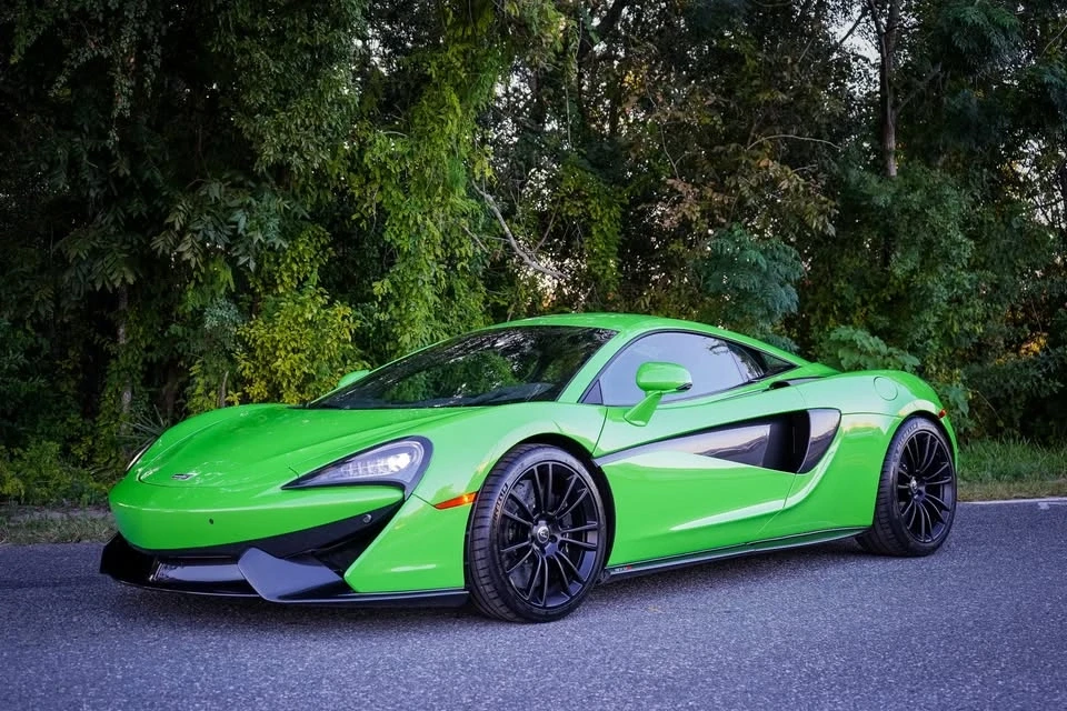 2016 McLaren 570S - Image 2 of 16