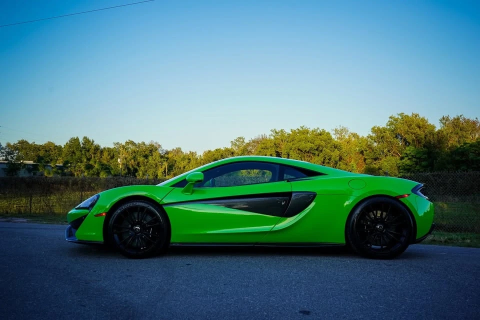 2016 McLaren 570S - Image 4 of 13