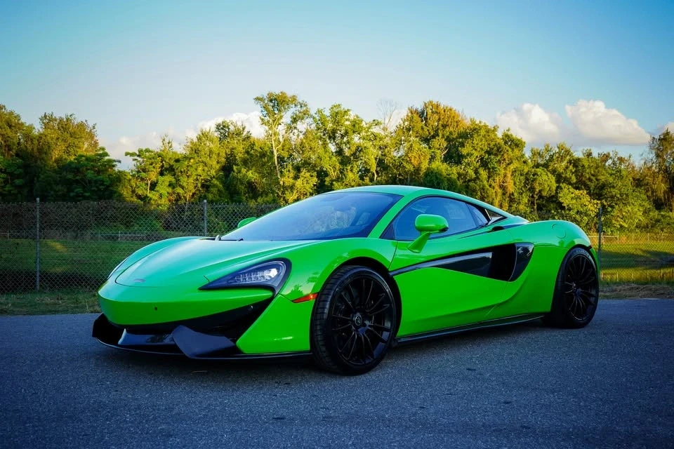 2016 McLaren 570S - Image 2 of 13