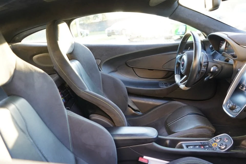 2016 McLaren 570S - Image 9 of 13