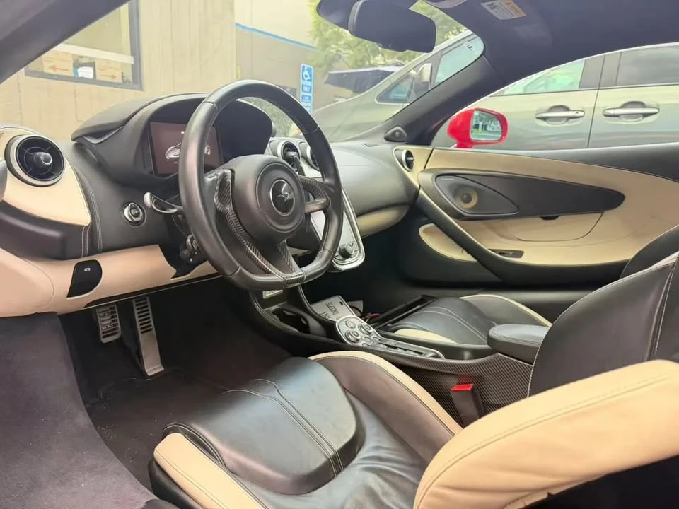 2016 McLaren 570S - Image 3 of 3