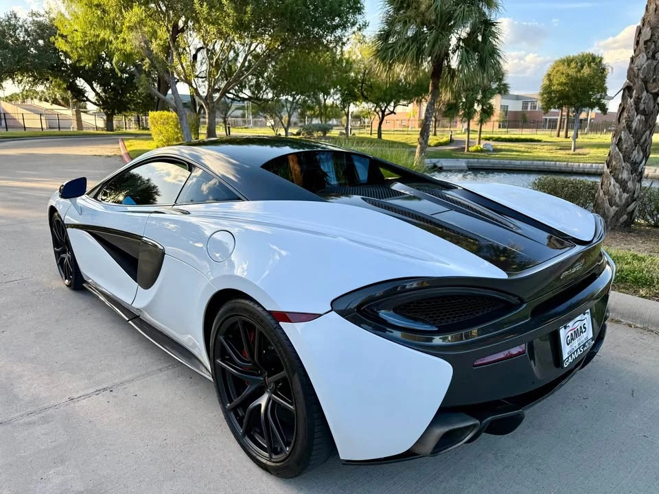 2016 McLaren 570S - Image 18 of 19