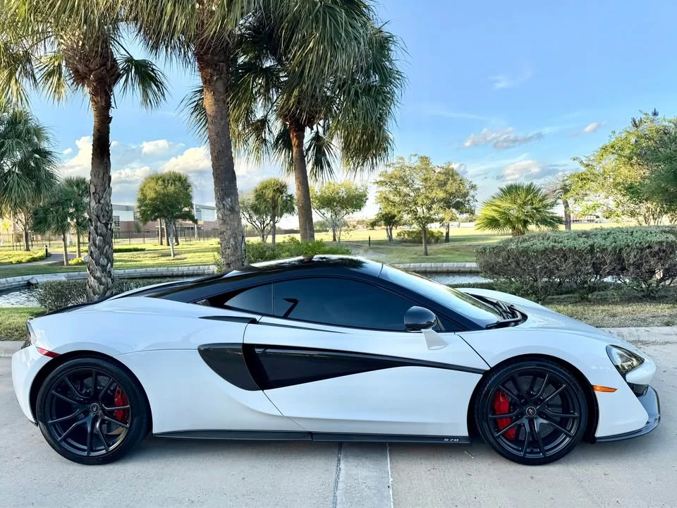 2016 McLaren 570S - Image 3 of 19