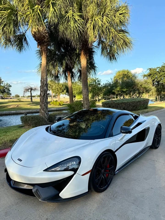 2016 McLaren 570S - Image 7 of 19