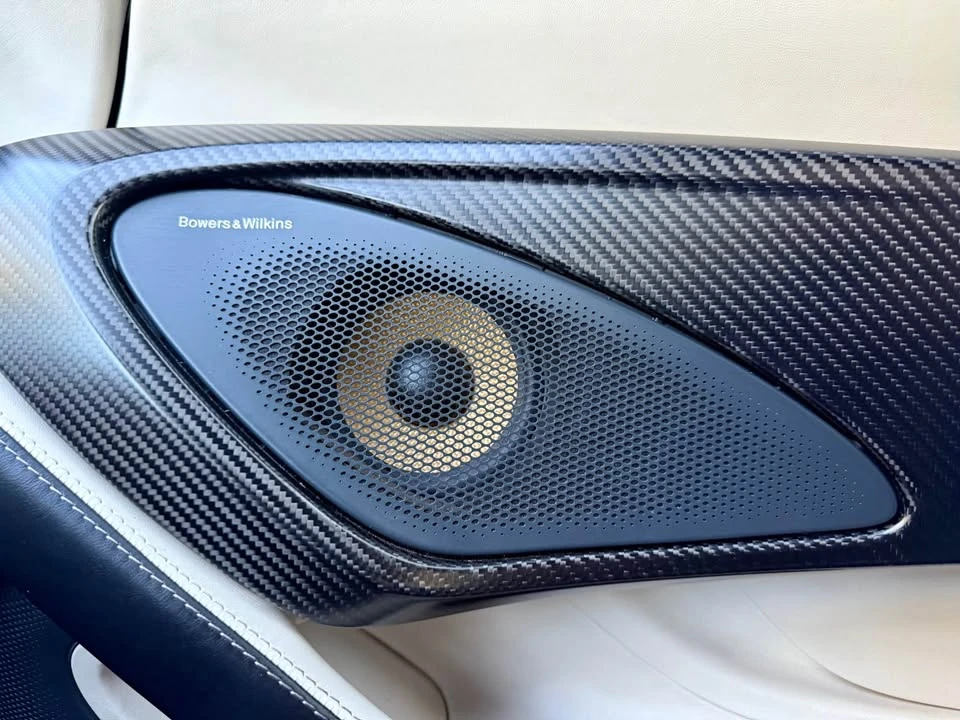 2016 McLaren 570S - Image 12 of 19