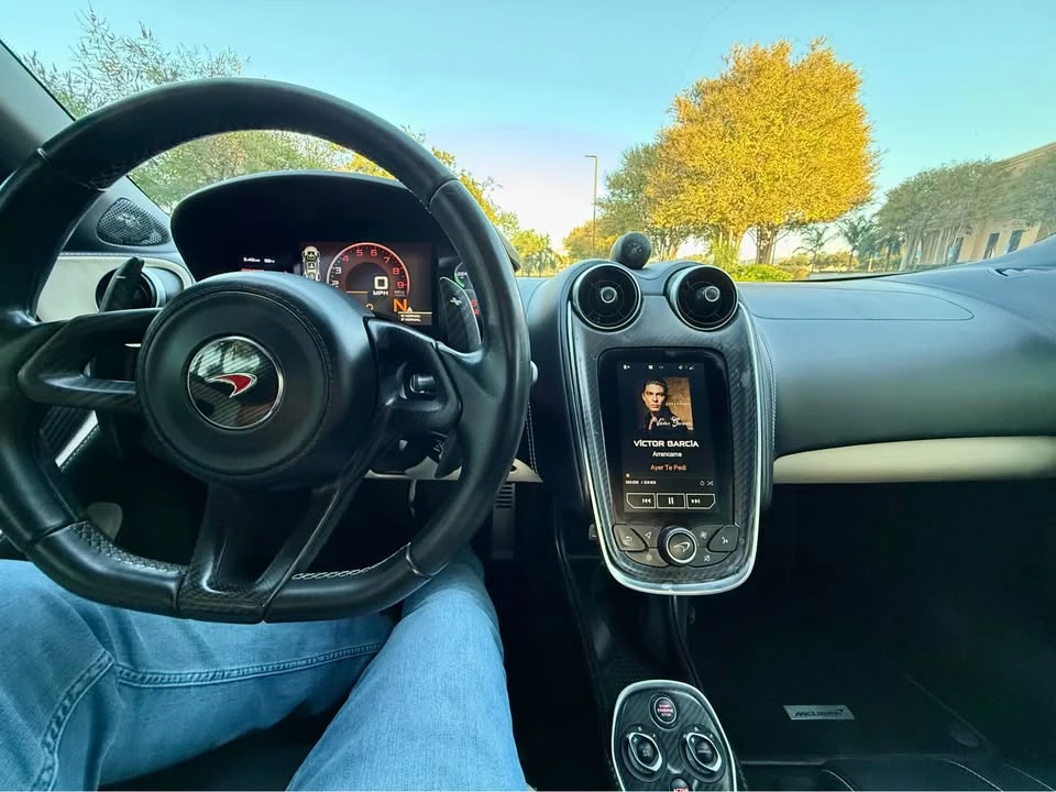 2016 McLaren 570S - Image 10 of 19