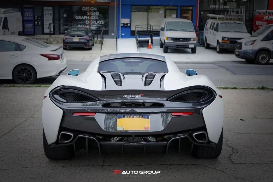 2016 McLaren 570S - Image 4 of 12