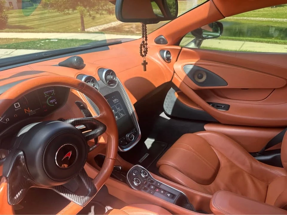 2016 McLaren 570S - Image 16 of 18