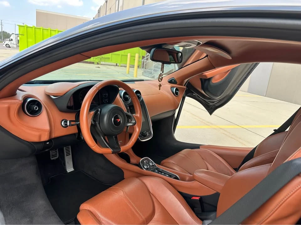 2016 McLaren 570S - Image 14 of 18