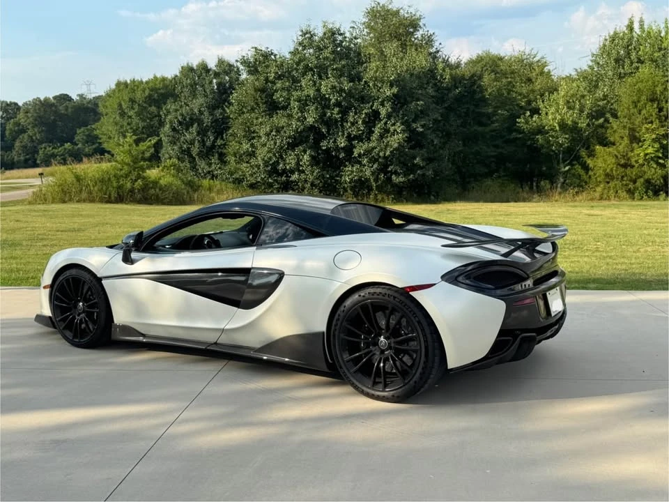 2016 McLaren 570S - Image 7 of 9
