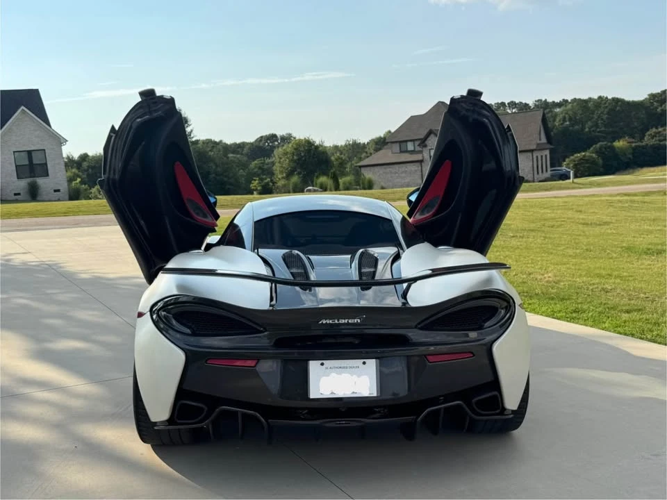 2016 McLaren 570S - Image 6 of 9