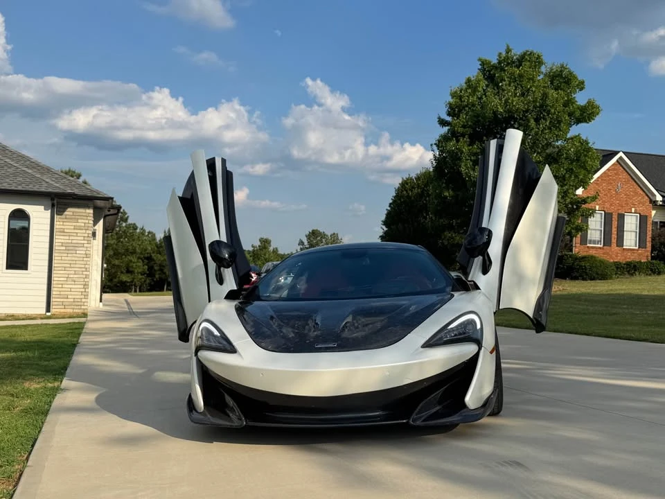 2016 McLaren 570S - Image 4 of 9