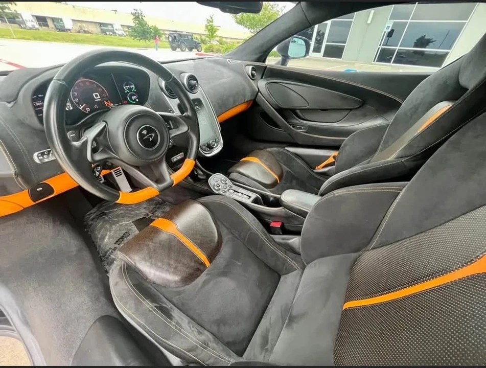 2016 McLaren 570S - Image 9 of 16