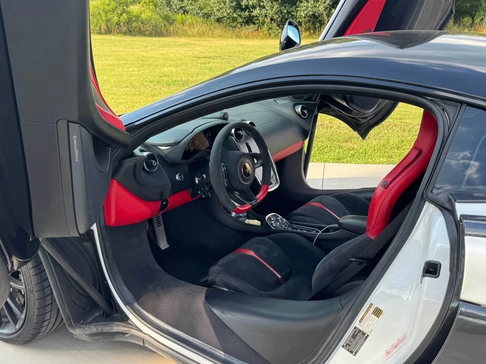 2016 McLaren 570S - Image 8 of 9