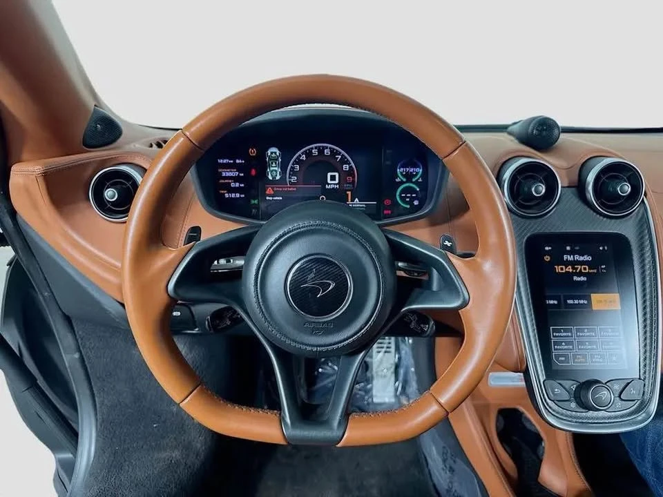 2016 McLaren 570S - Image 12 of 14