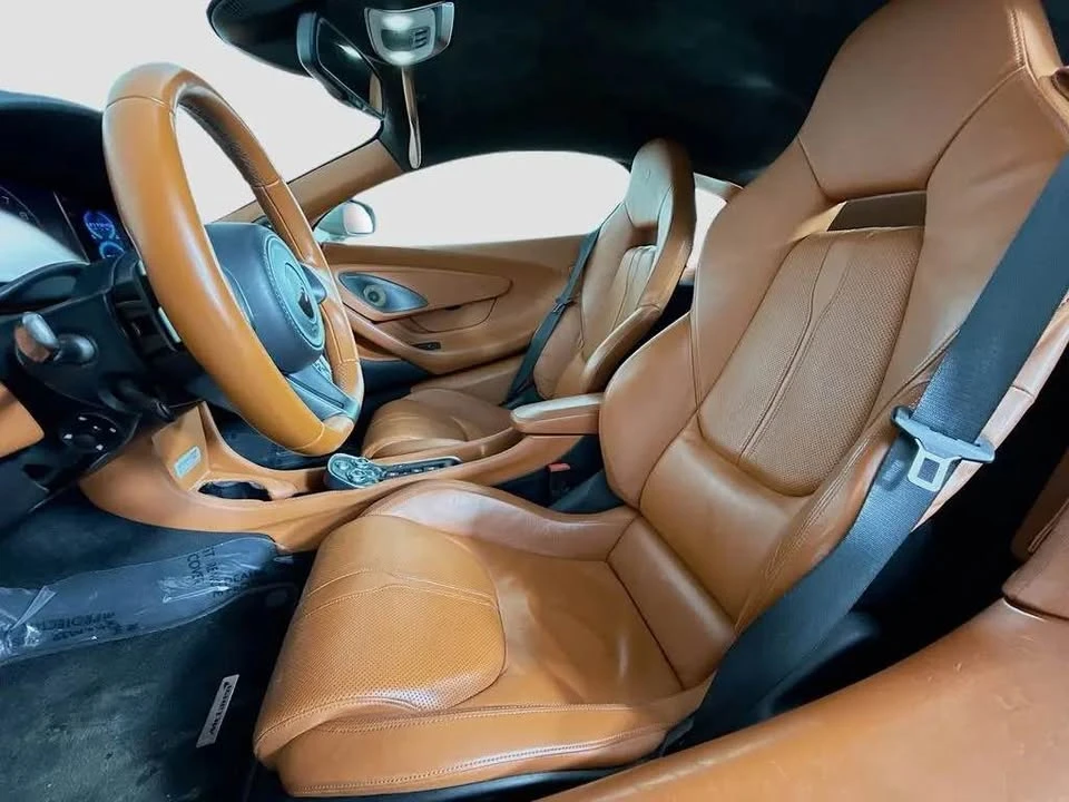 2016 McLaren 570S - Image 7 of 14