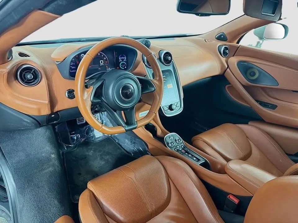 2016 McLaren 570S - Image 10 of 14