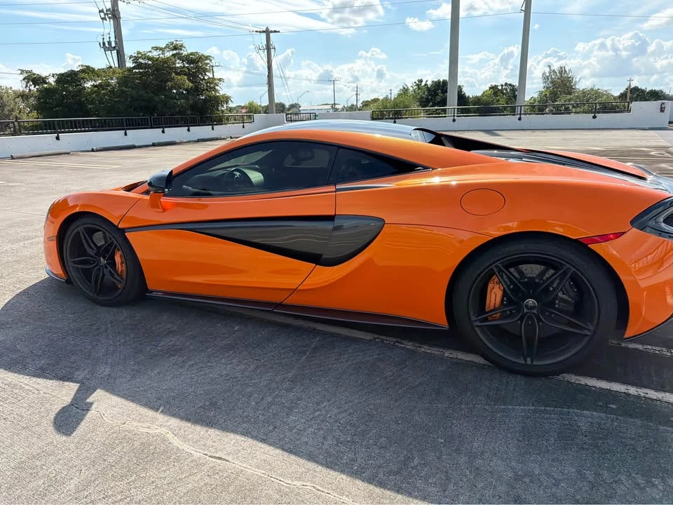 2016 McLaren 570S - Image 5 of 11