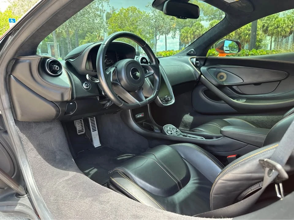 2016 McLaren 570S - Image 9 of 11
