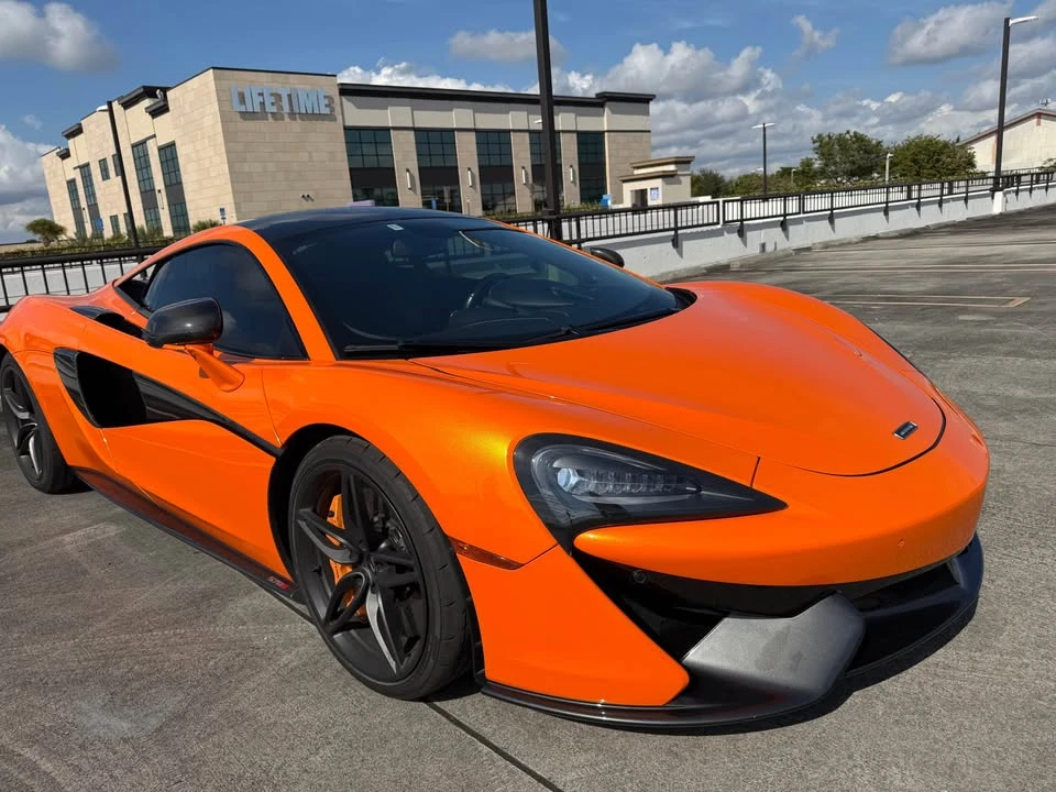 2016 McLaren 570S - Image 2 of 11